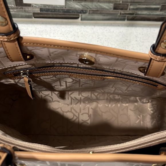New Calvin Klein Monogram Tote - Picture 10 of 14